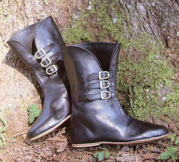 foto Medieval Leather Calf Boots